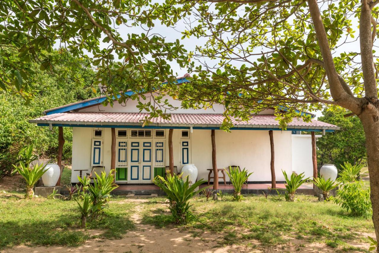 Bliss Bay Nilaveli Hotel Exterior photo